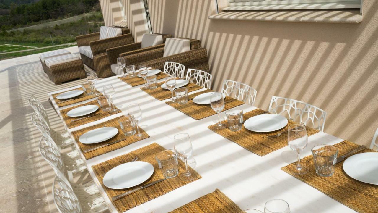 Les Terrasses De Cascavelle Villa Blauvac Exteriör bild